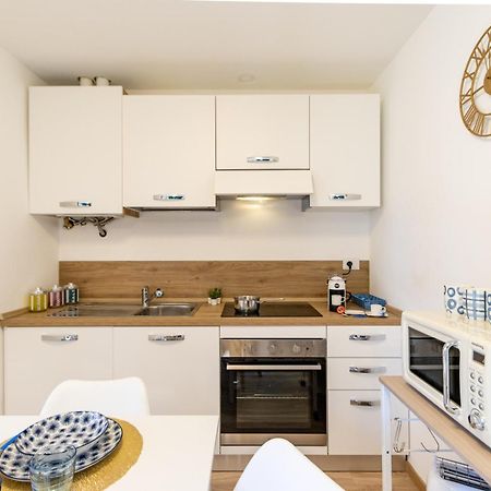 Golden Lake - Luxury Apartment ☆☆☆☆☆ - 100M From The Lake Baveno Exteriör bild