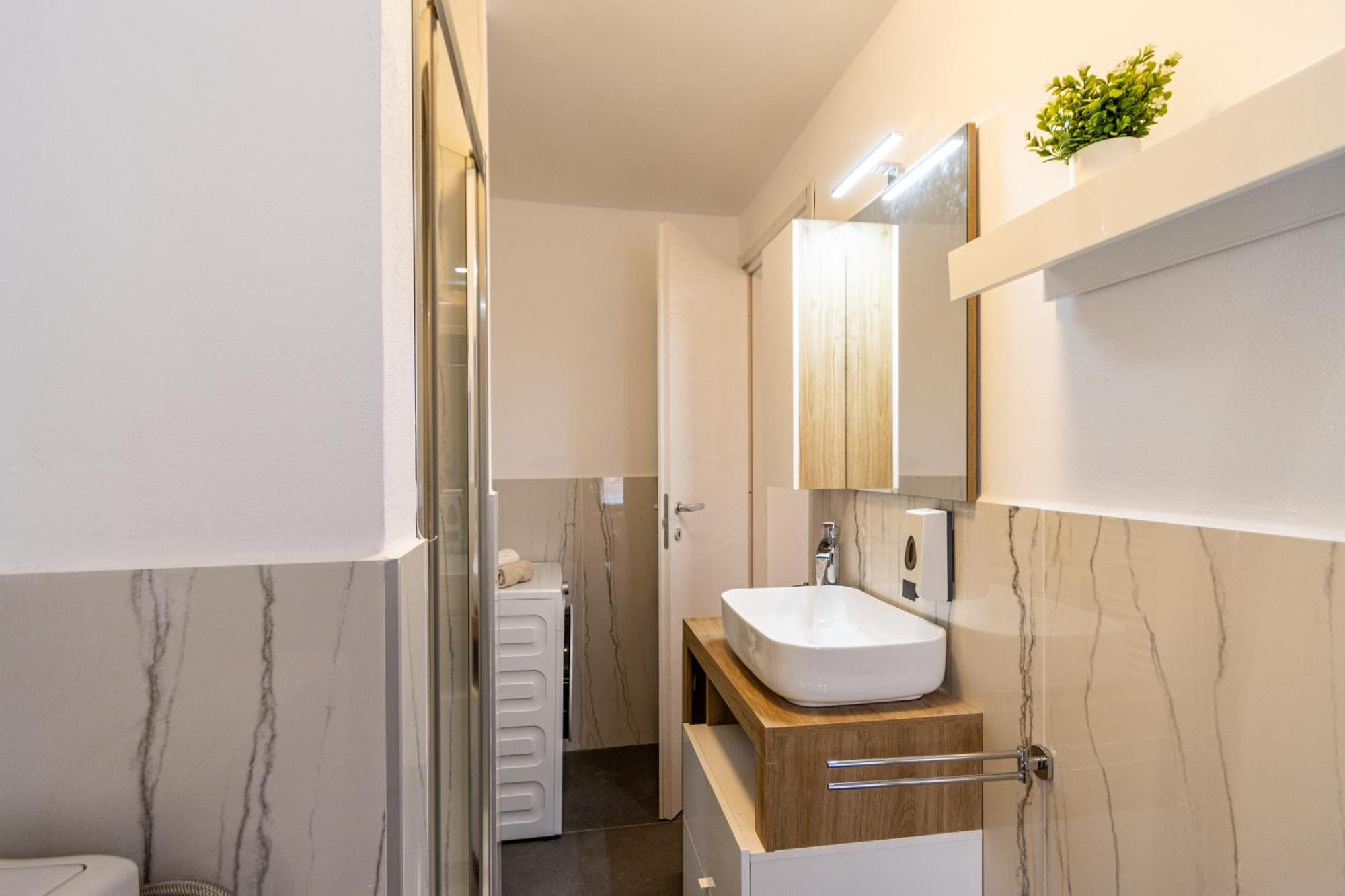 Golden Lake - Luxury Apartment ☆☆☆☆☆ - 100M From The Lake Baveno Exteriör bild