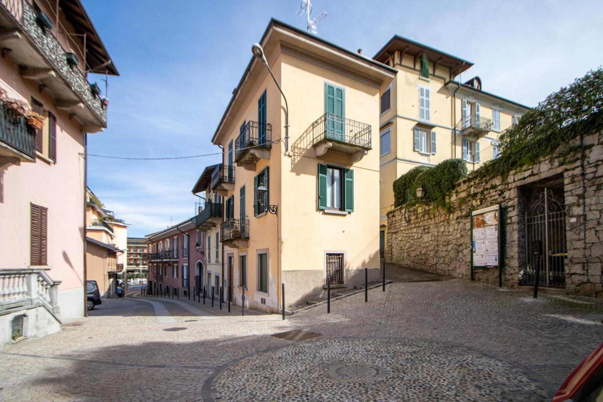 Golden Lake - Luxury Apartment ☆☆☆☆☆ - 100M From The Lake Baveno Exteriör bild