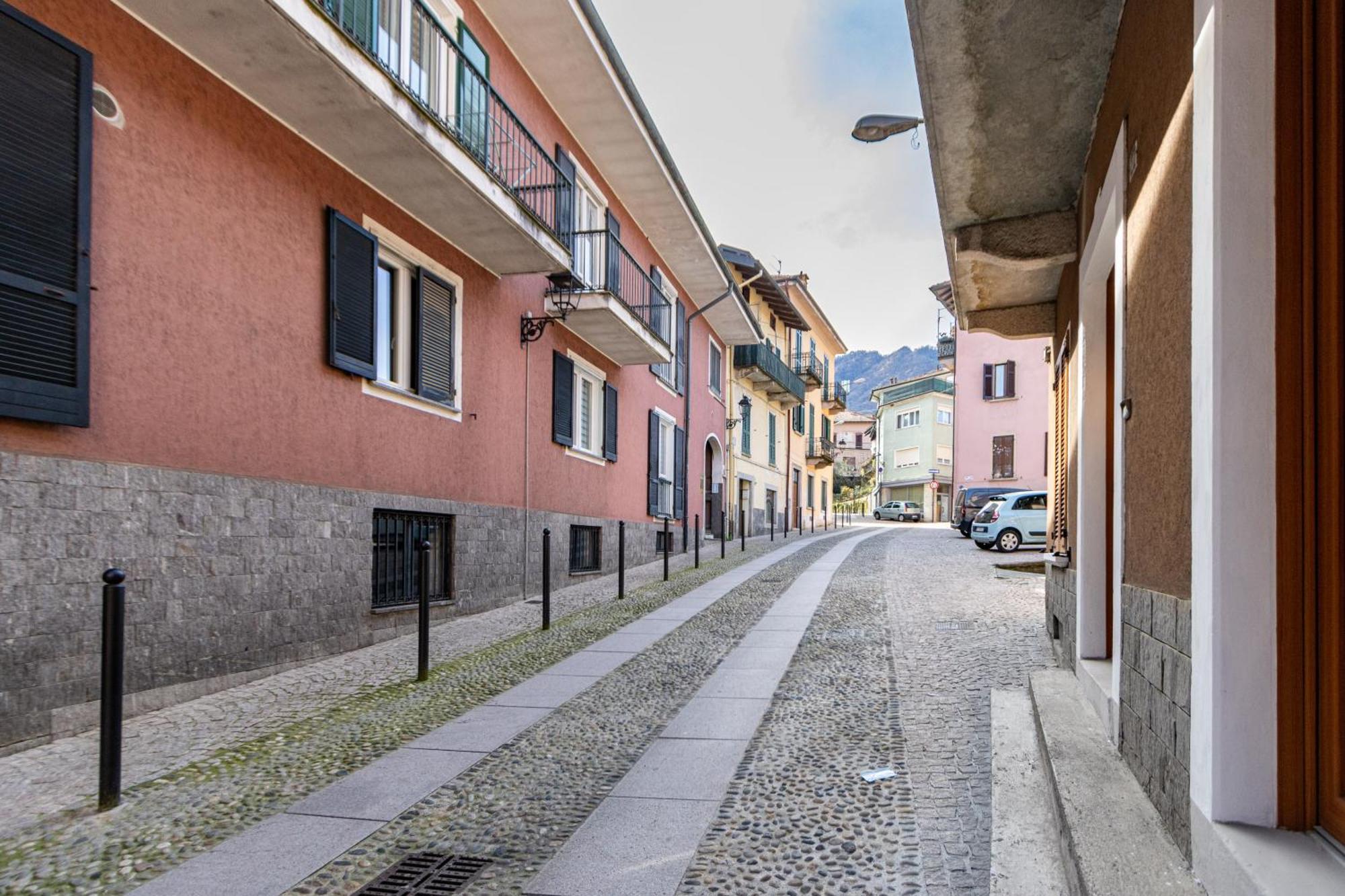 Golden Lake - Luxury Apartment ☆☆☆☆☆ - 100M From The Lake Baveno Exteriör bild